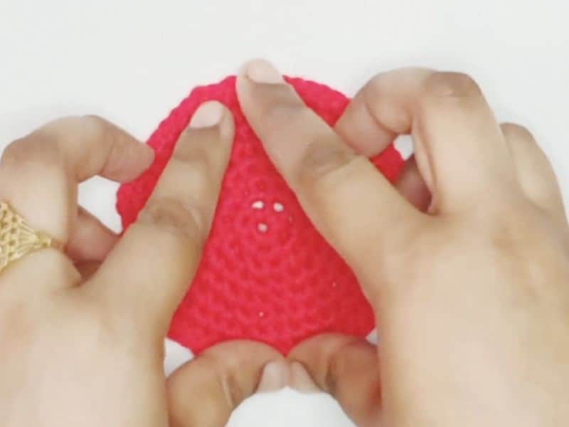 how to crochet a circle step by step